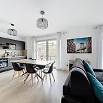 Super T3 Climatise 6 Personnes Montferrand